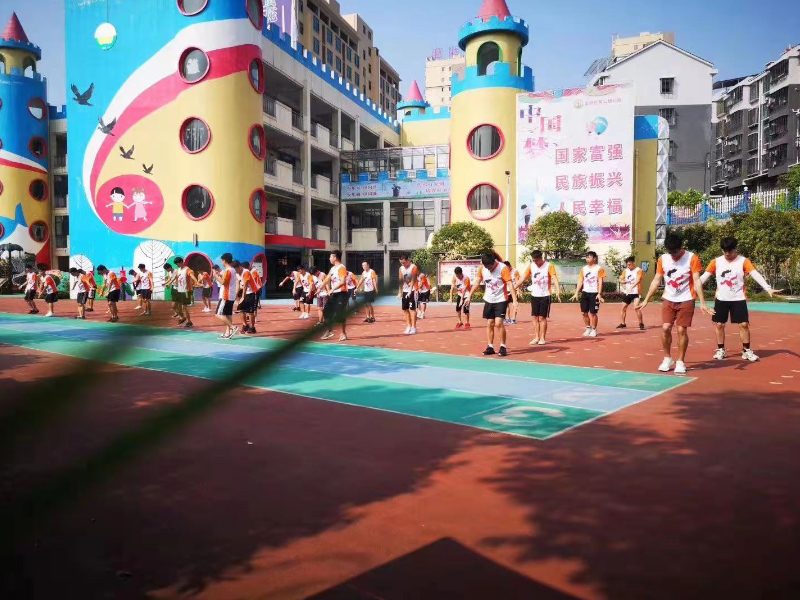 郴州金色陽光超時代教育師生風采3