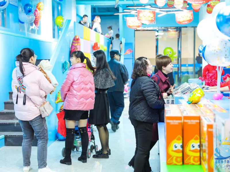 郴州龍宸親子游泳俱樂部師生風采