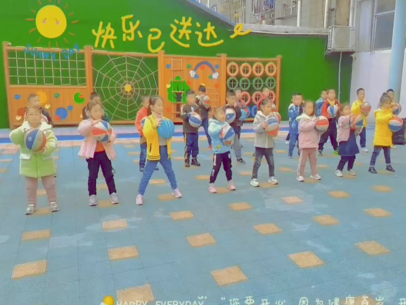 郴州市北湖區飛行幼兒園師生風采圖集